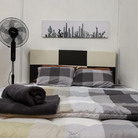 Sri Makmur Pontian Homestay Pontian Besar ภายนอก รูปภาพ
